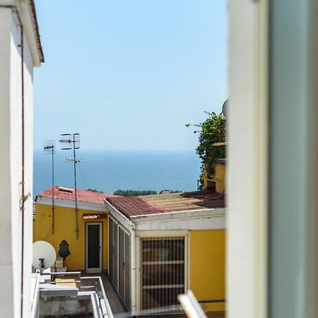 Casa Rega Apartment Наполи Екстериор снимка