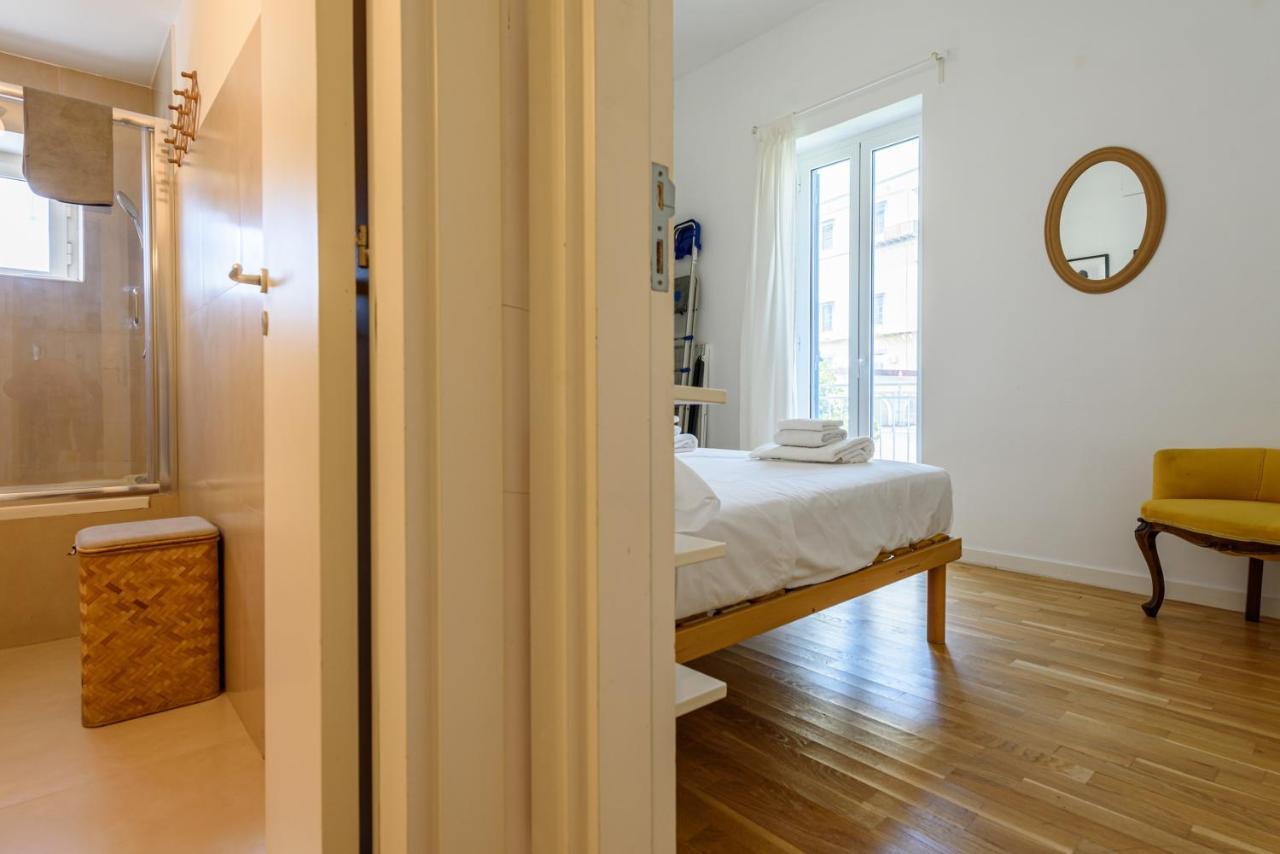 Casa Rega Apartment Наполи Екстериор снимка