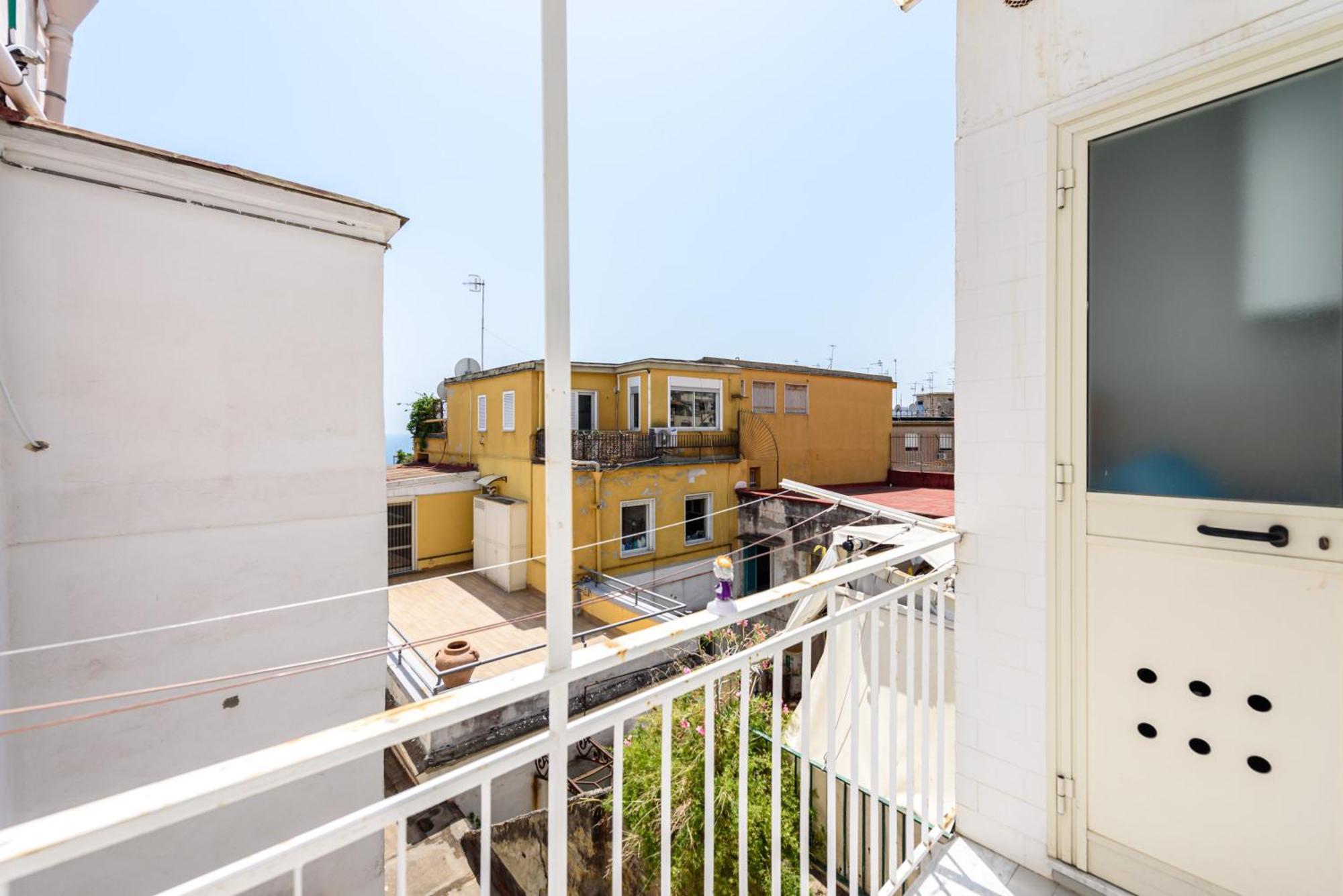 Casa Rega Apartment Наполи Екстериор снимка