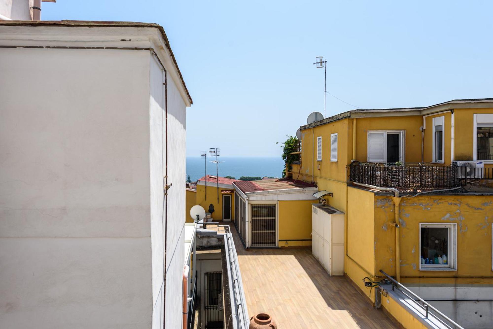 Casa Rega Apartment Наполи Екстериор снимка