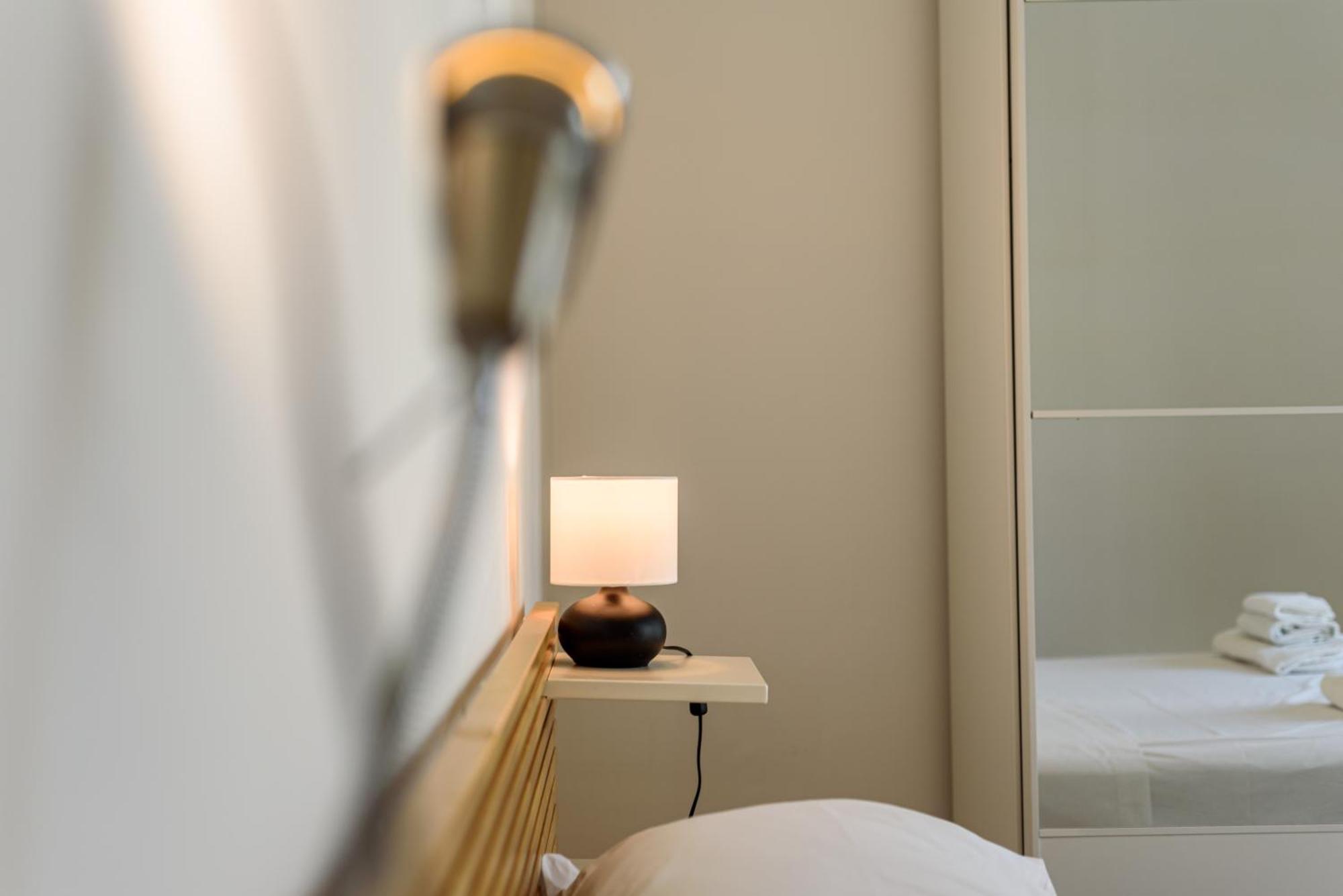 Casa Rega Apartment Наполи Екстериор снимка